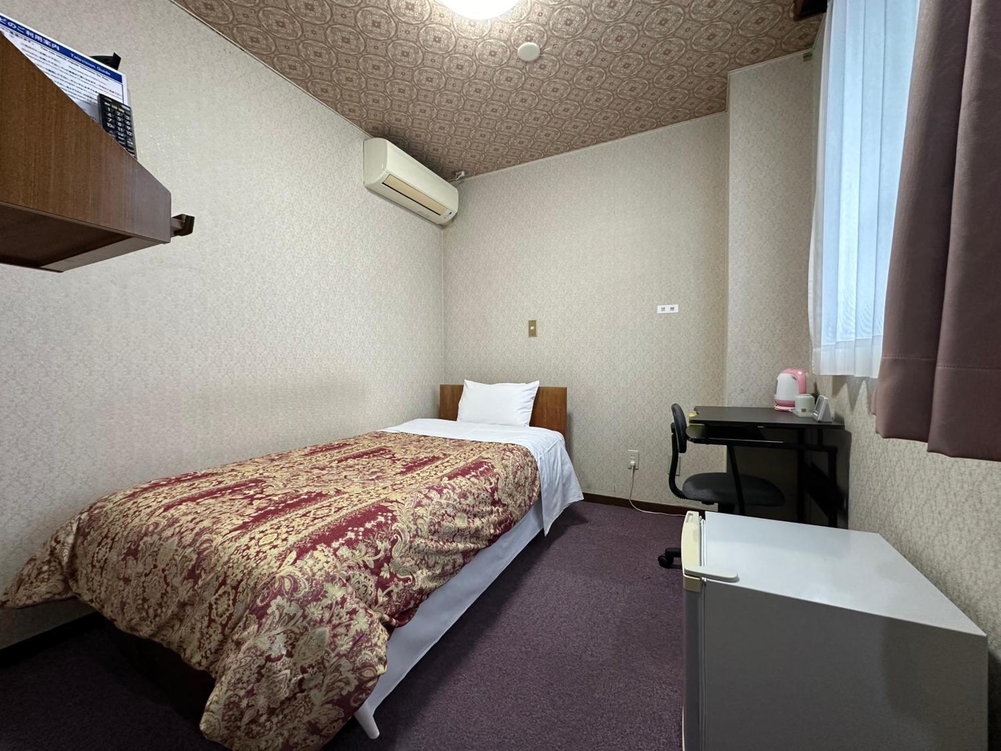 Business Hotel Ishimura Mibu Экстерьер фото
